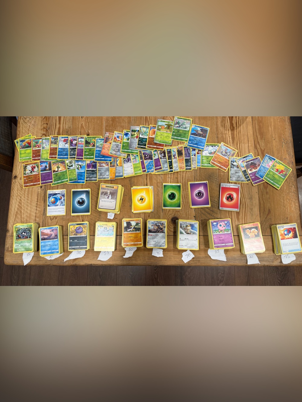 Pokémon Cards - approx 750